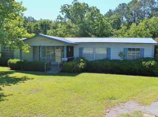 200 Cobbtown Rd, Lyons, GA 30436