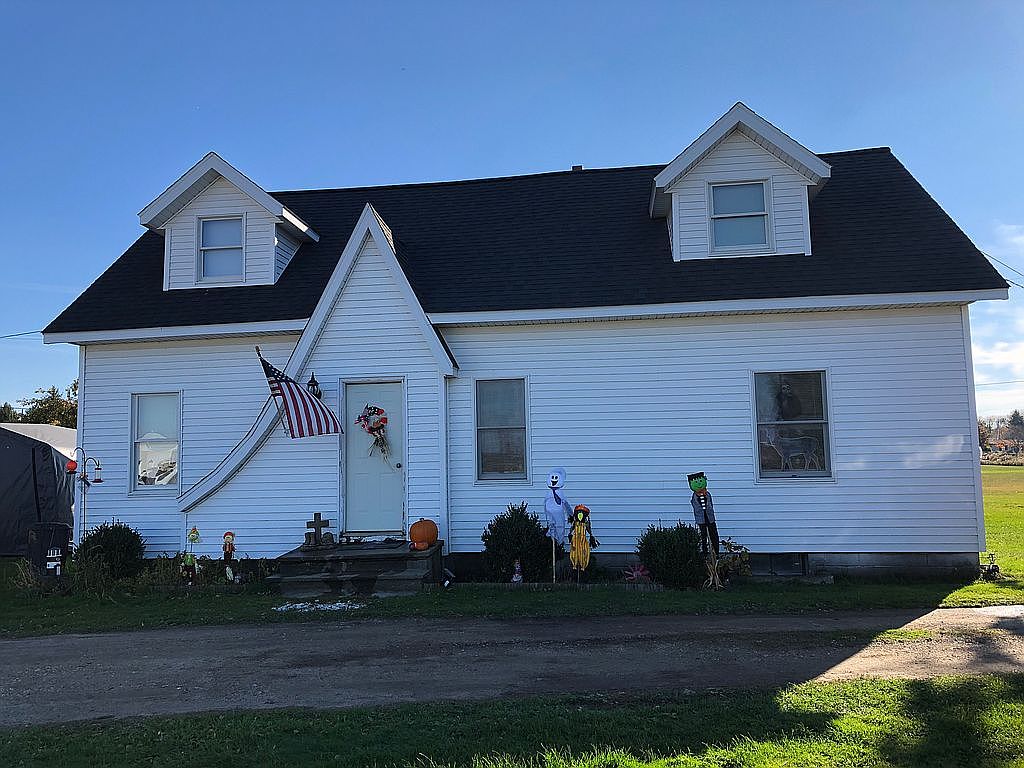 1208 Sand Beach Rd, Bad Axe, MI 48413 Zillow