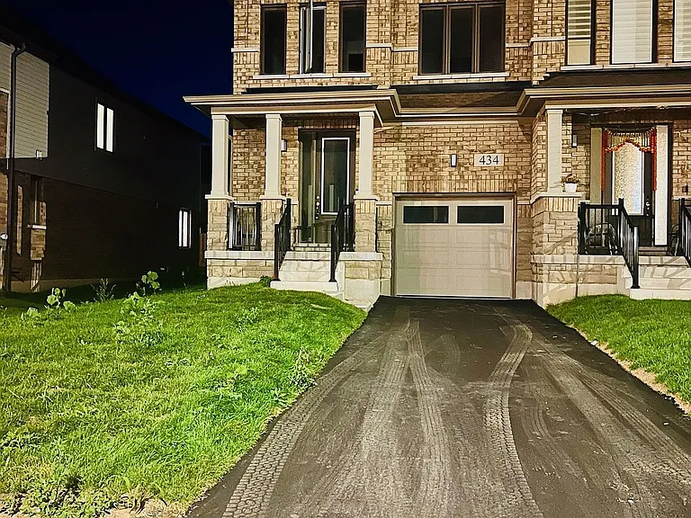 434 Robert Woolner St — Photo 1