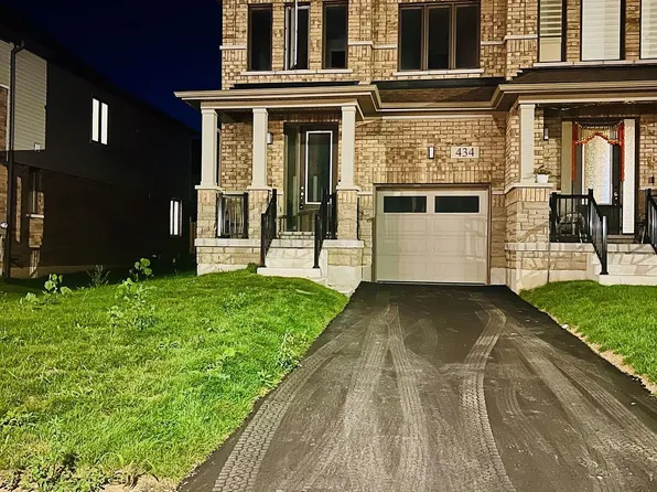 434 Robert Woolner St, North Dumfries, ON N0B 1E0