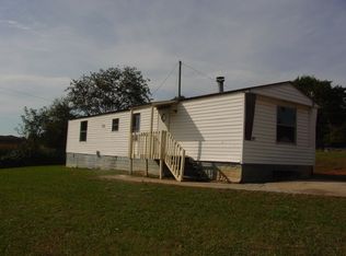 1306 SW Swann Dr, Gainesville, GA 30501