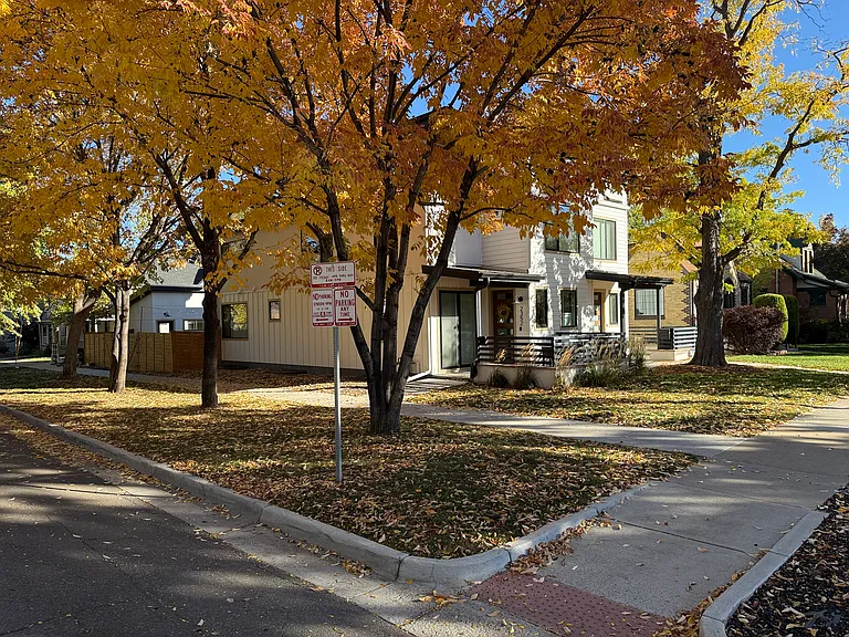 2352 Irving St — Photo 17