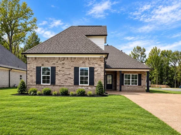 6389 River Ln, Walls, MS 38680