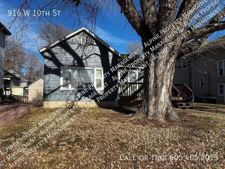 2 Bed/1 Bath Single Family Home for Rent near Downtown!! — Photo 4