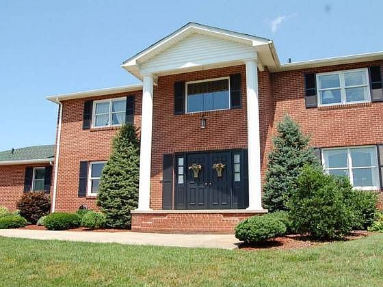 1st image of 13535A Whispering Pines Dr
