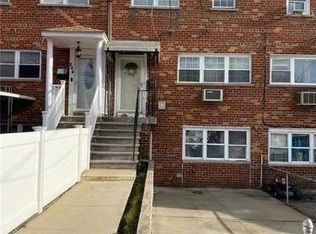 842 Throgs Nck, Bronx, NY 10465