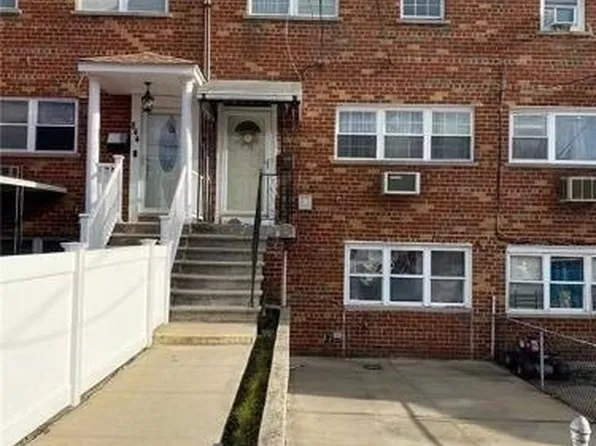 842 Throgs Nck, Bronx, NY 10465