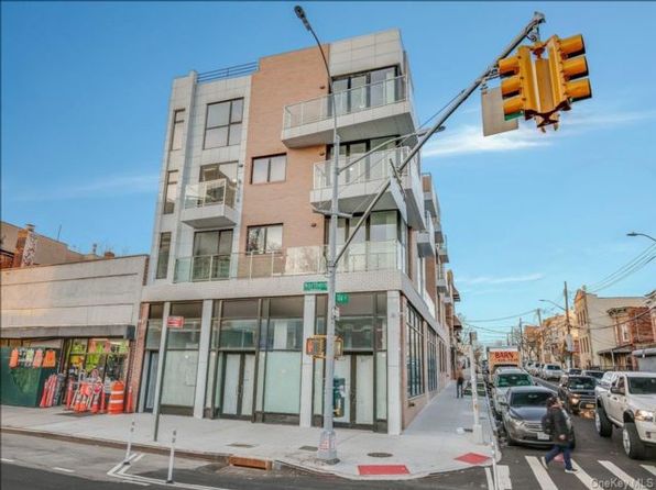 (undisclosed Address)