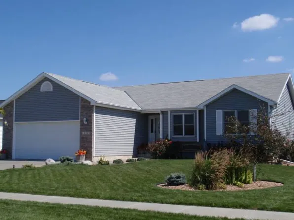 10540 Northloch St, Waverly, NE 68462