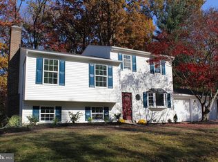 2925 Timber Wood Way, Herndon, VA 20171