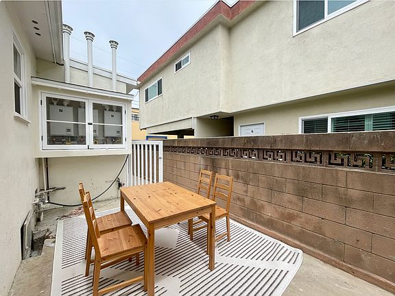 4th image of 1111 21st St #1D