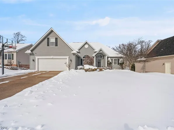 1247 Willow Bend Dr, Medina, OH 44256