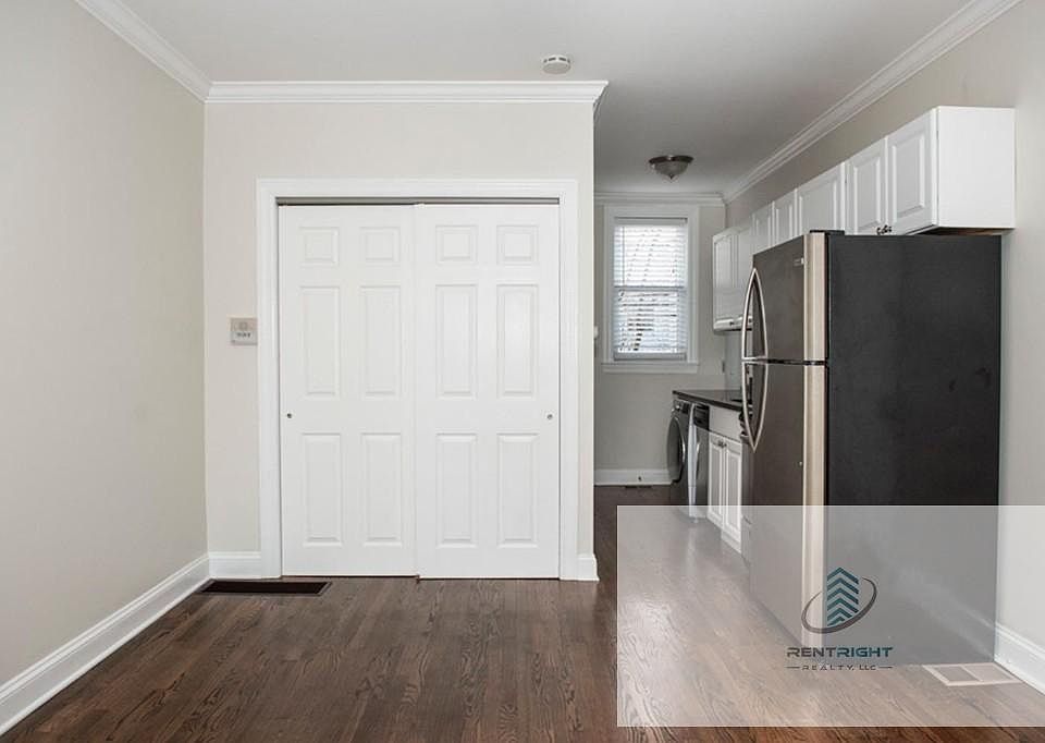 1st image of 646-48 W Roscoe St #646-3S