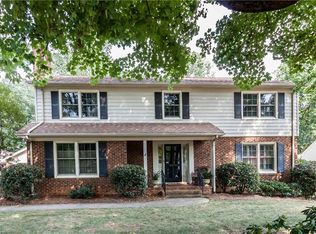 2120 Pebble Dr, Greensboro, NC 27410