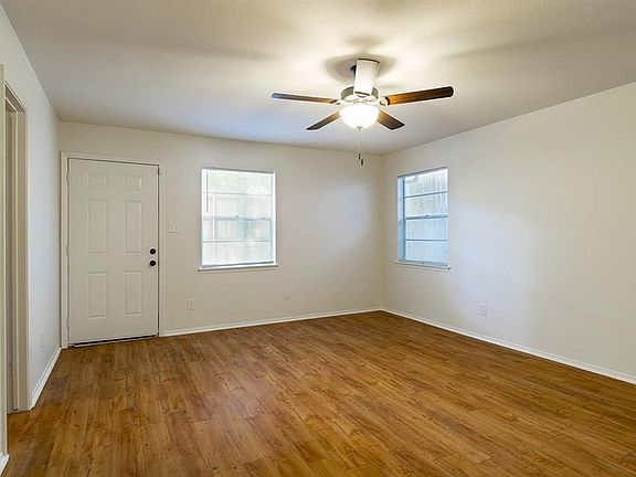 5th image of 2703 Livingston Ave