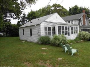 11 Sea Spray Ave, Niantic, CT 06357