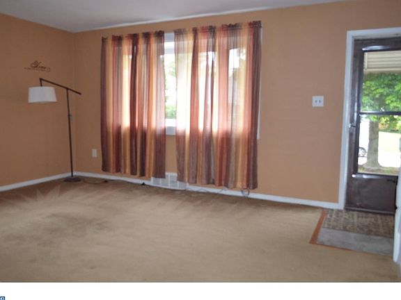 5th image of 2210 Elder Ave