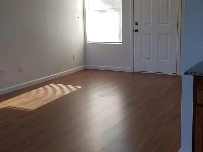 149 Brookridge Dr — Photo 2