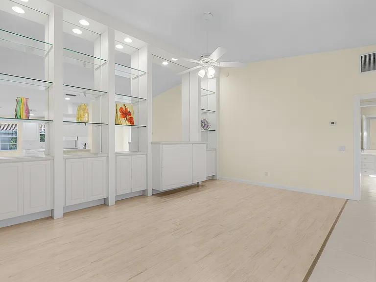 liking room