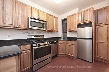 Rented by R New York