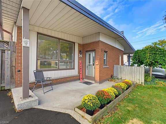 2nd image of 34 Fielding Cres