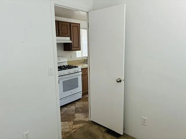 3115 N Fairview Ave #160 — Photo 8