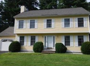 42 Pinebrook Rd, Nashua, NH 03062