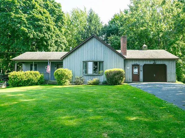 2152 1st Ave, Ontario, NY 14519