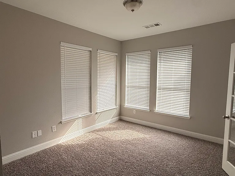 3105 Whispering Pine Blvd — Photo 11