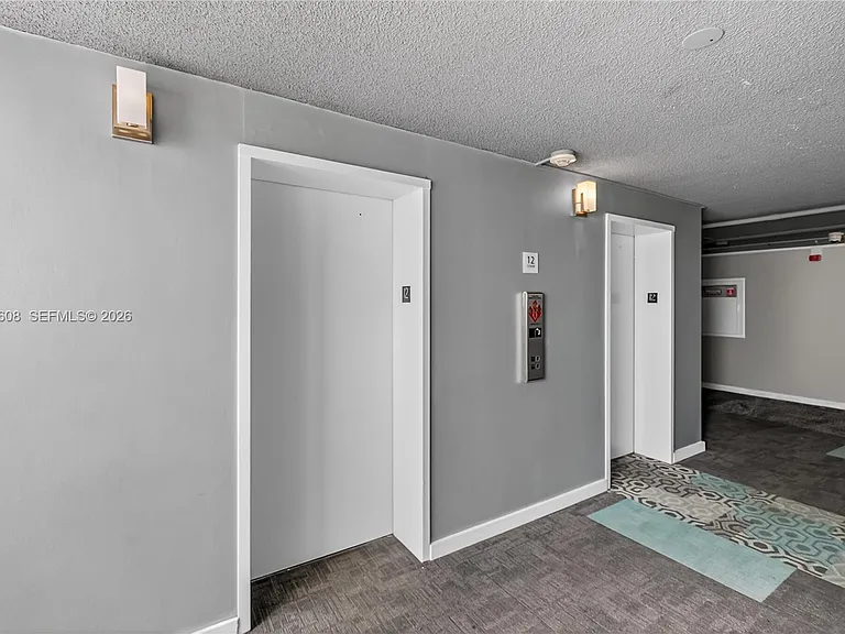 600 NE 36th St #1220 — Photo 32