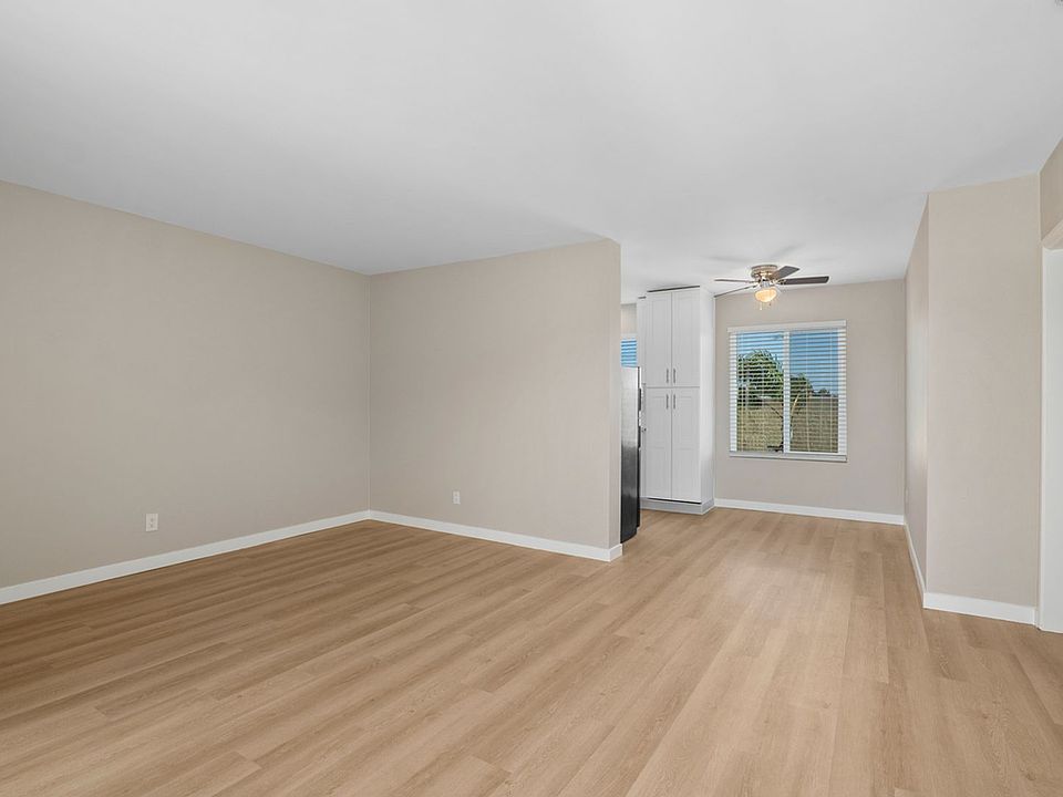 1st image of 1306 E 18th St E #29