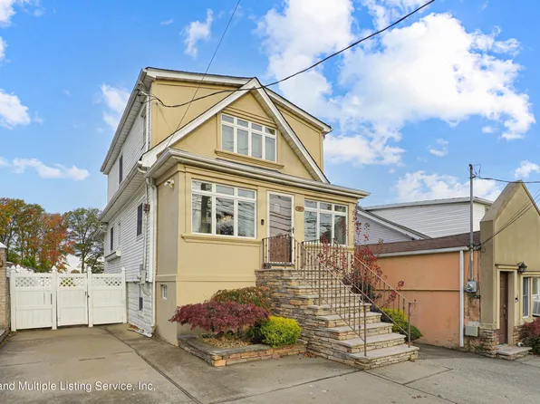 657-655 Woodrow Rd, Staten Island, NY 10312