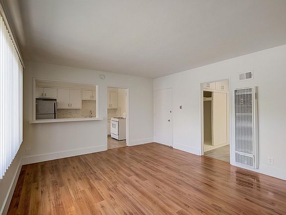 5th image of 10584 Santa Monica Blvd APT 208