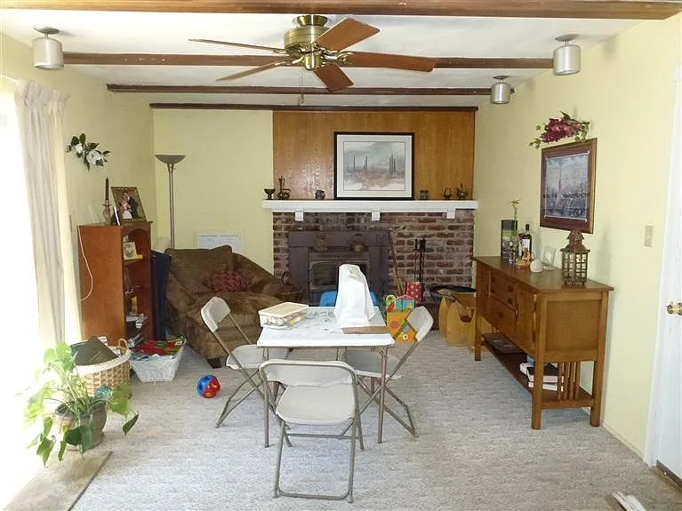 3 bed, 1456 sqft, $2,000 — Photo 4