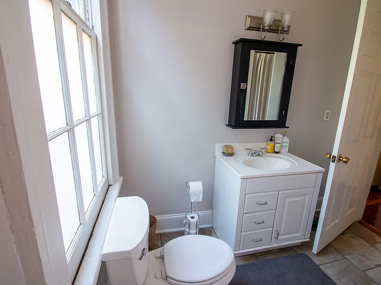 1022 Euterpe St — Photo 9