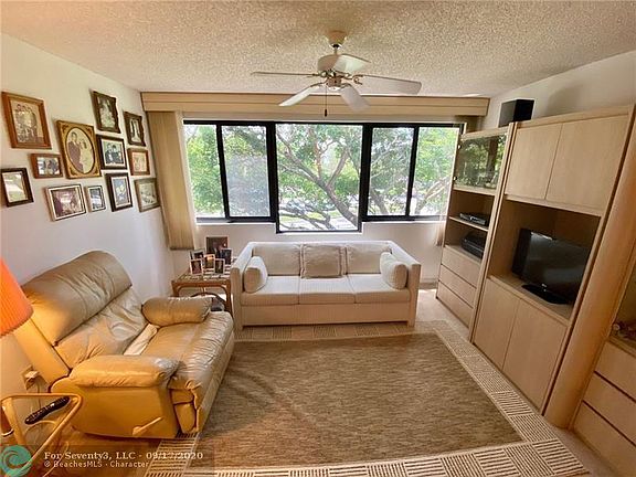 5th image of 10851 W Clairmont Cir #304
