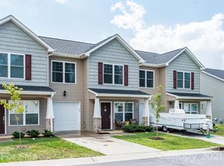 14 Sunny Meadows Blvd, Arden, NC 28704