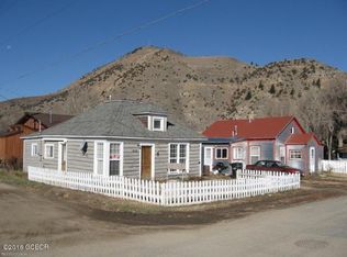 401 Maple St, Hot Sulphur Springs, CO 80451