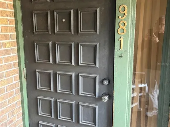 981 Sunridge Dr #115, Sarasota, FL 34234