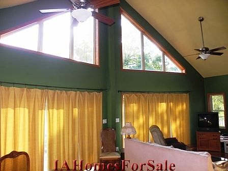 Great Room provides tons of natural sunlight from the southern exposure windows.