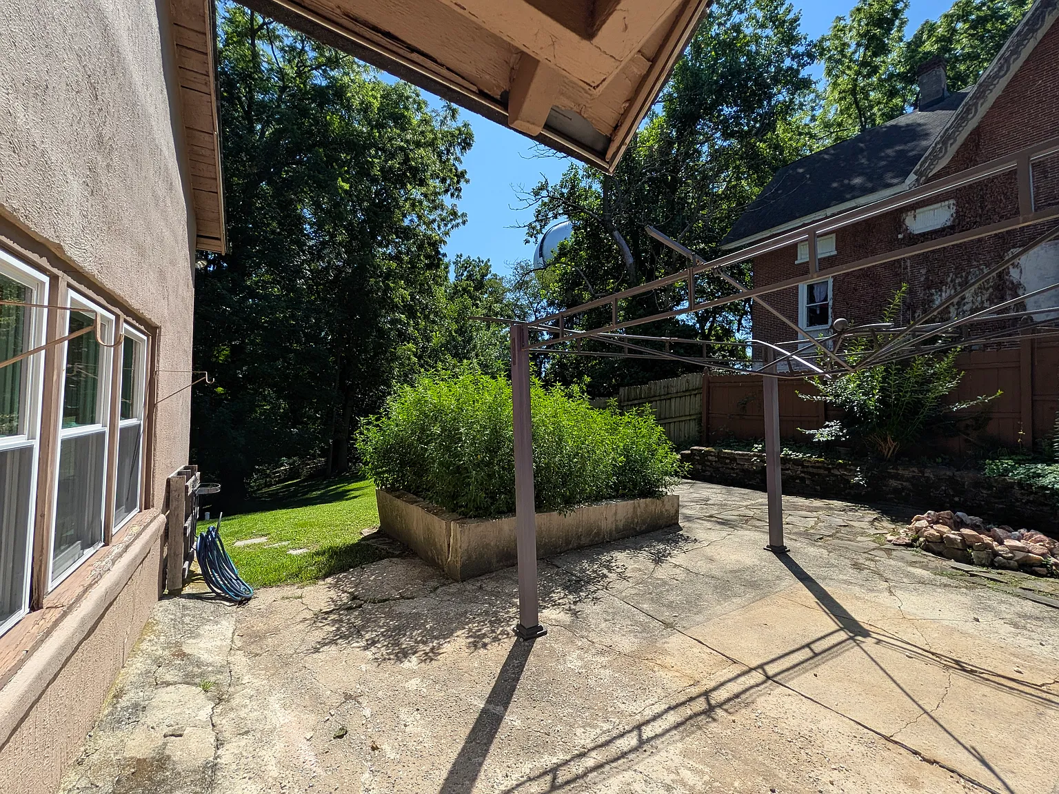 2 bed, 986 sqft, $2,100 — Photo 3