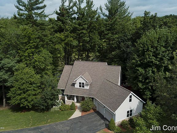 2nd image of 4299 Drakewood Ln SW