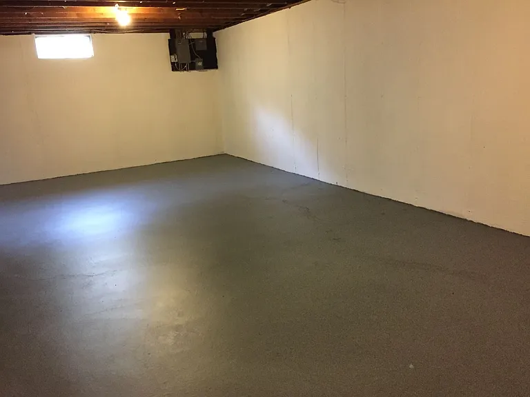 1207 Elm Pl — Photo 4