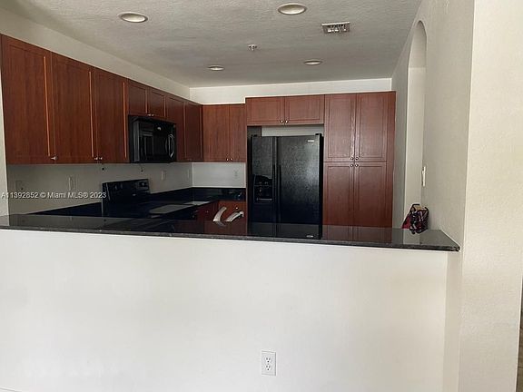 3rd image of 10855 NW 88th Ter Unit 105