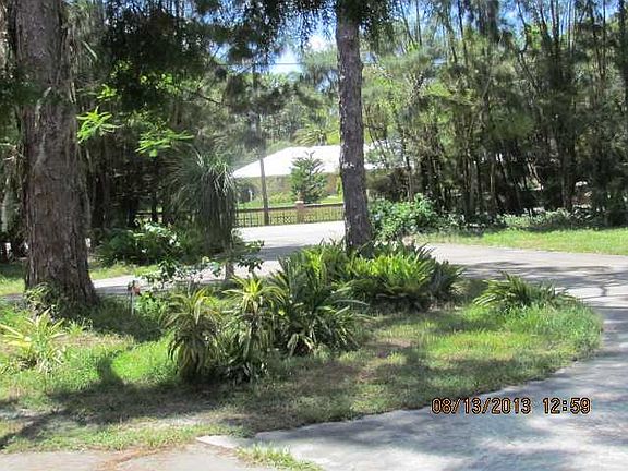 2nd image of 2575 51st St