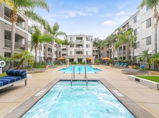 1235 W Town And Country Rd APT 2227, Orange, CA 92868