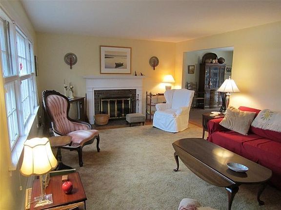 2nd image of 17 Joyce St