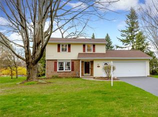 766 Newberry Ln, Webster, NY 14580