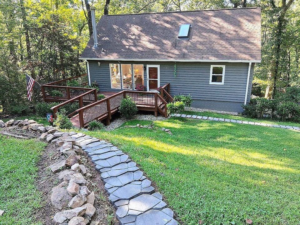 1st image of 121 Fulda Ct