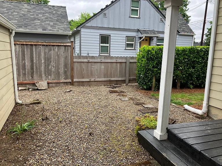 321 Magnolia Ct NW — Photo 18